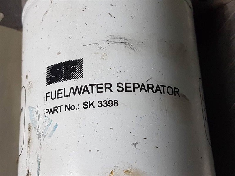 Fuchs MHL320-5552659731-Fuel Pre-Filter/Separator - Motor i dijelovi za Građevinski strojevi: slika Fuchs MHL320-5552659731-Fuel Pre-Filter/Separator - Motor i dijelovi za Građevinski strojevi Fuchs MHL320-5552659731-Fuel Pre-Filter/Separator - Motor i dijelovi za Građevinski strojevi: slika Fuchs MHL320-5552659731-Fuel Pre-Filter/Separator - Motor i dijelovi za Građevinski strojevi