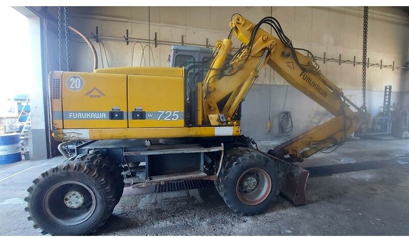 Furukawa W 725 LS (For parts) - Bager na kotačima: slika Furukawa W 725 LS (For parts) - Bager na kotačima Furukawa W 725 LS (For parts) - Bager na kotačima: slika Furukawa W 725 LS (For parts) - Bager na kotačima
