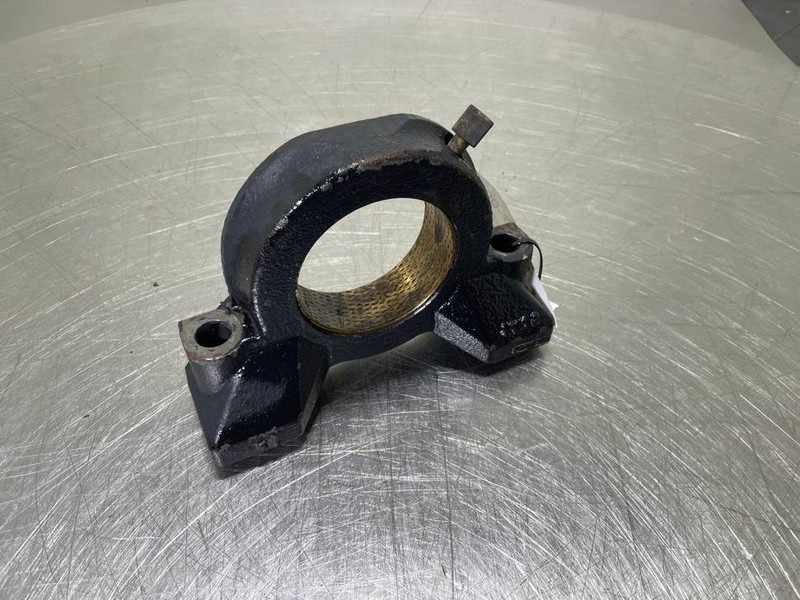 Hitachi ZW95LSD-Spicer Dana 315/111/102-Bearing block - Osovina i dijelovi za Građevinski strojevi: slika Hitachi ZW95LSD-Spicer Dana 315/111/102-Bearing block - Osovina i dijelovi za Građevinski strojevi Hitachi ZW95LSD-Spicer Dana 315/111/102-Bearing block - Osovina i dijelovi za Građevinski strojevi: slika Hitachi ZW95LSD-Spicer Dana 315/111/102-Bearing block - Osovina i dijelovi za Građevinski strojevi