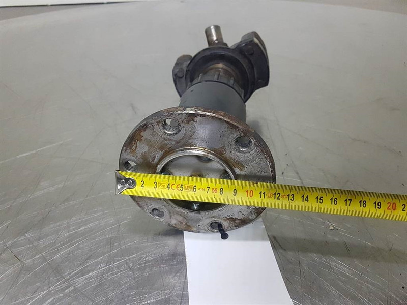 Hyundai HL740-7A-81LF-30041-Propshaft/Gelenkwelle/Cardanas - Osovina i dijelovi za Građevinski strojevi: slika Hyundai HL740-7A-81LF-30041-Propshaft/Gelenkwelle/Cardanas - Osovina i dijelovi za Građevinski strojevi Hyundai HL740-7A-81LF-30041-Propshaft/Gelenkwelle/Cardanas - Osovina i dijelovi za Građevinski strojevi: slika Hyundai HL740-7A-81LF-30041-Propshaft/Gelenkwelle/Cardanas - Osovina i dijelovi za Građevinski strojevi