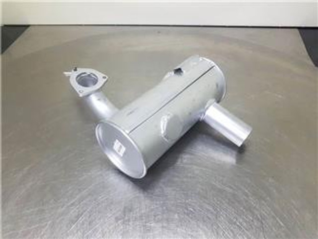 JCB 3CX-993/66200-Wacker Neuson 1000001785-Exhaust - Motor za Građevinski strojevi: slika JCB 3CX-993/66200-Wacker Neuson 1000001785-Exhaust - Motor za Građevinski strojevi JCB 3CX-993/66200-Wacker Neuson 1000001785-Exhaust - Motor za Građevinski strojevi: slika JCB 3CX-993/66200-Wacker Neuson 1000001785-Exhaust - Motor za Građevinski strojevi