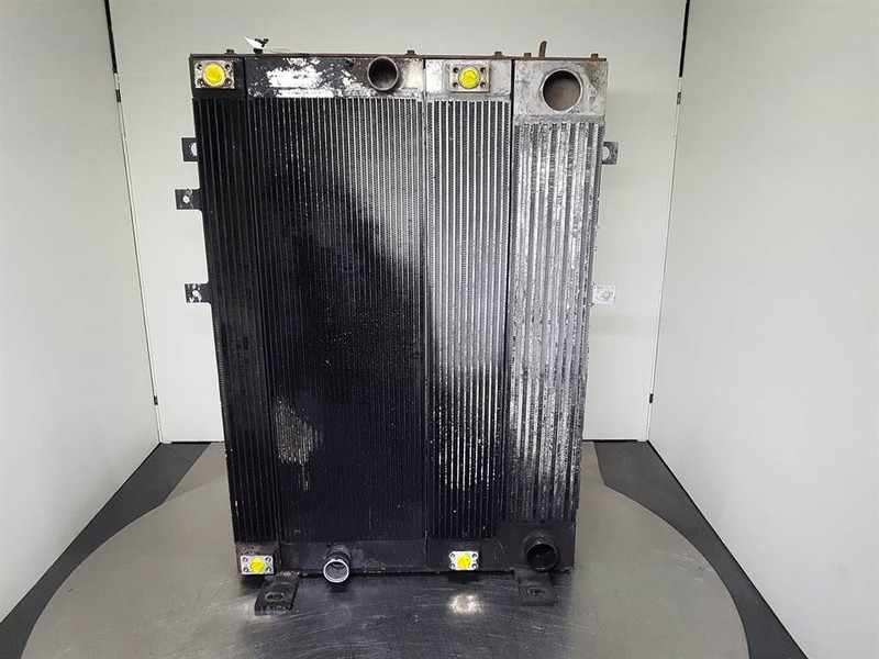 JCB 426E AGRI HT - Cooler/Kühler/Koeler - Motor za Građevinski strojevi: slika JCB 426E AGRI HT - Cooler/Kühler/Koeler - Motor za Građevinski strojevi JCB 426E AGRI HT - Cooler/Kühler/Koeler - Motor za Građevinski strojevi: slika JCB 426E AGRI HT - Cooler/Kühler/Koeler - Motor za Građevinski strojevi