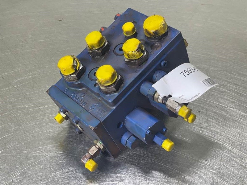 Liebherr L524-Liebherr 10675942-Valve/Ventile/Ventiel - Hidraulika za Građevinski strojevi: slika Liebherr L524-Liebherr 10675942-Valve/Ventile/Ventiel - Hidraulika za Građevinski strojevi Liebherr L524-Liebherr 10675942-Valve/Ventile/Ventiel - Hidraulika za Građevinski strojevi: slika Liebherr L524-Liebherr 10675942-Valve/Ventile/Ventiel - Hidraulika za Građevinski strojevi