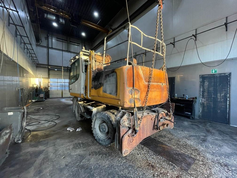 Liebherr LH 22 M - (For parts) - Bager na kotačima: slika Liebherr LH 22 M - (For parts) - Bager na kotačima Liebherr LH 22 M - (For parts) - Bager na kotačima: slika Liebherr LH 22 M - (For parts) - Bager na kotačima