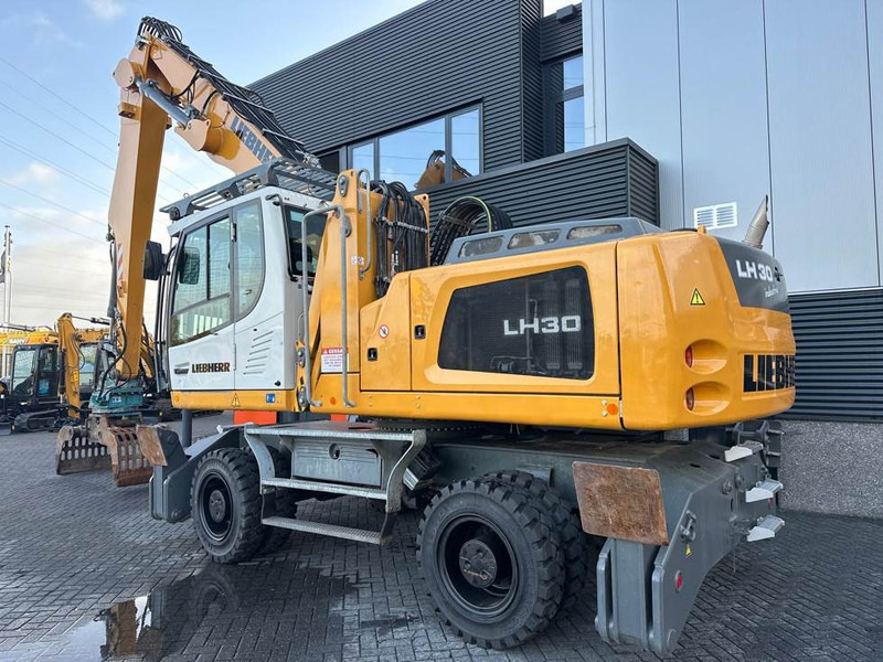 Liebherr LH 30 M - Stroj za rukovanje otpadom: slika Liebherr LH 30 M - Stroj za rukovanje otpadom Liebherr LH 30 M - Stroj za rukovanje otpadom: slika Liebherr LH 30 M - Stroj za rukovanje otpadom
