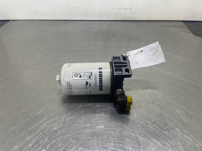 Liebherr LH24M-12455531/12887425-Fuel filter - Motor za Građevinski strojevi: slika Liebherr LH24M-12455531/12887425-Fuel filter - Motor za Građevinski strojevi Liebherr LH24M-12455531/12887425-Fuel filter - Motor za Građevinski strojevi: slika Liebherr LH24M-12455531/12887425-Fuel filter - Motor za Građevinski strojevi