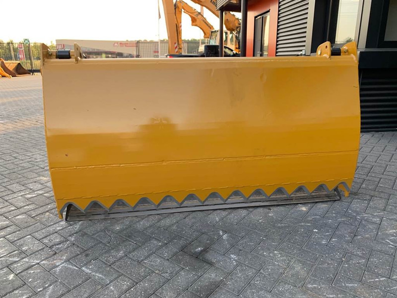 MAMMUT SB 195 M - Silage cutter/Silageschneider - Oprema za silose: slika MAMMUT SB 195 M - Silage cutter/Silageschneider - Oprema za silose MAMMUT SB 195 M - Silage cutter/Silageschneider - Oprema za silose: slika MAMMUT SB 195 M - Silage cutter/Silageschneider - Oprema za silose