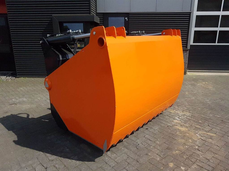 MAMMUT SC195XL - Silage cutter/Silageschneider/Kuilhapper - Oprema za silose: slika MAMMUT SC195XL - Silage cutter/Silageschneider/Kuilhapper - Oprema za silose MAMMUT SC195XL - Silage cutter/Silageschneider/Kuilhapper - Oprema za silose: slika MAMMUT SC195XL - Silage cutter/Silageschneider/Kuilhapper - Oprema za silose