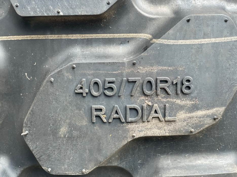 Magna 405/70R18-Tire/Reifen/Band - Gume i felge za Građevinski strojevi: slika Magna 405/70R18-Tire/Reifen/Band - Gume i felge za Građevinski strojevi Magna 405/70R18-Tire/Reifen/Band - Gume i felge za Građevinski strojevi: slika Magna 405/70R18-Tire/Reifen/Band - Gume i felge za Građevinski strojevi