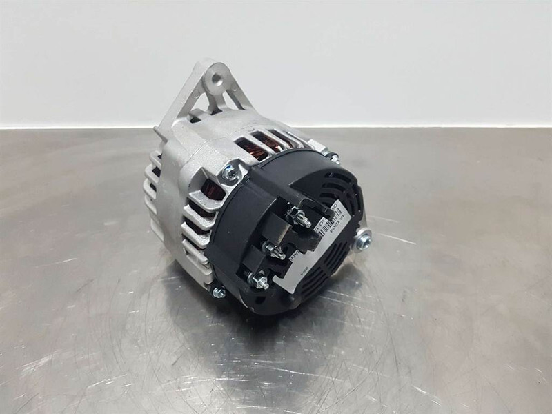 Manitou 12V 80A - Alternator/Lichtmaschine/Dynamo - Motor za Građevinski strojevi: slika Manitou 12V 80A - Alternator/Lichtmaschine/Dynamo - Motor za Građevinski strojevi Manitou 12V 80A - Alternator/Lichtmaschine/Dynamo - Motor za Građevinski strojevi: slika Manitou 12V 80A - Alternator/Lichtmaschine/Dynamo - Motor za Građevinski strojevi
