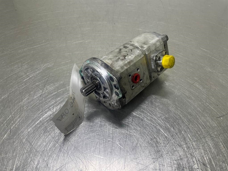 Mecalac 12MTX-5350259-Gearpump/Zahnradpumpe/Tandwielpomp - Hidraulika za Građevinski strojevi: slika Mecalac 12MTX-5350259-Gearpump/Zahnradpumpe/Tandwielpomp - Hidraulika za Građevinski strojevi Mecalac 12MTX-5350259-Gearpump/Zahnradpumpe/Tandwielpomp - Hidraulika za Građevinski strojevi: slika Mecalac 12MTX-5350259-Gearpump/Zahnradpumpe/Tandwielpomp - Hidraulika za Građevinski strojevi