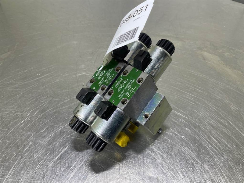 Mecalac 12MTX-6090364-NG6 Valve/Ventile/Ventiel - Hidraulika za Građevinski strojevi: slika Mecalac 12MTX-6090364-NG6 Valve/Ventile/Ventiel - Hidraulika za Građevinski strojevi Mecalac 12MTX-6090364-NG6 Valve/Ventile/Ventiel - Hidraulika za Građevinski strojevi: slika Mecalac 12MTX-6090364-NG6 Valve/Ventile/Ventiel - Hidraulika za Građevinski strojevi