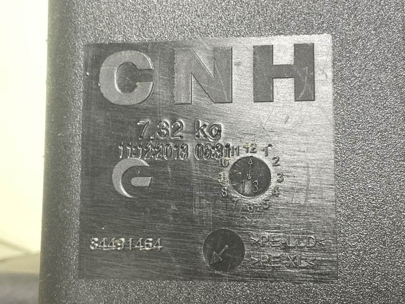New Holland W110C-CNH 84491464-Fuel tank/Kraftstofftank - Okvir/ Šasija za Građevinski strojevi: slika New Holland W110C-CNH 84491464-Fuel tank/Kraftstofftank - Okvir/ Šasija za Građevinski strojevi New Holland W110C-CNH 84491464-Fuel tank/Kraftstofftank - Okvir/ Šasija za Građevinski strojevi: slika New Holland W110C-CNH 84491464-Fuel tank/Kraftstofftank - Okvir/ Šasija za Građevinski strojevi