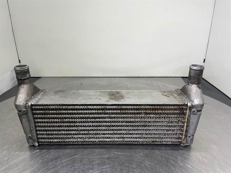 New Holland W110C - Intercooler/Kühler/Koeler - Motor za Građevinski strojevi: slika New Holland W110C - Intercooler/Kühler/Koeler - Motor za Građevinski strojevi New Holland W110C - Intercooler/Kühler/Koeler - Motor za Građevinski strojevi: slika New Holland W110C - Intercooler/Kühler/Koeler - Motor za Građevinski strojevi