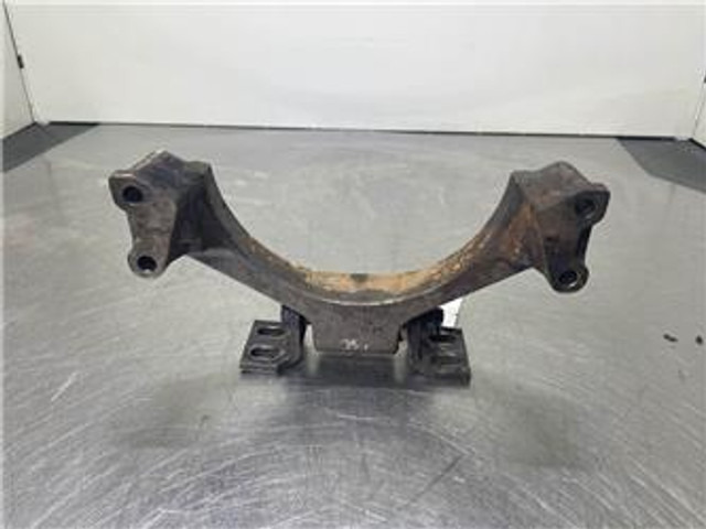 O & K L25.5-Cummins 3918995-Front engine support - Motor za Građevinski strojevi: slika O & K L25.5-Cummins 3918995-Front engine support - Motor za Građevinski strojevi O & K L25.5-Cummins 3918995-Front engine support - Motor za Građevinski strojevi: slika O & K L25.5-Cummins 3918995-Front engine support - Motor za Građevinski strojevi