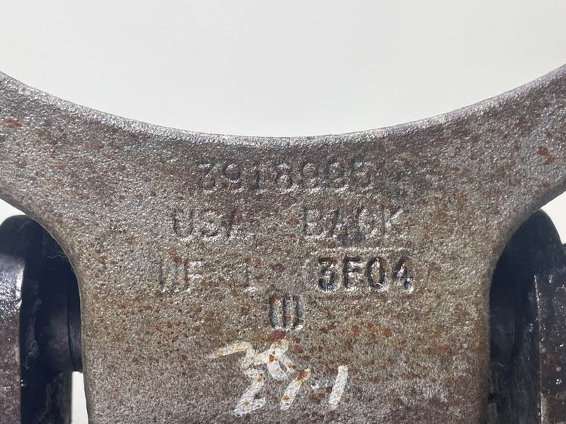 O & K L25.5-Cummins 3918995-Front engine support - Motor za Građevinski strojevi: slika O & K L25.5-Cummins 3918995-Front engine support - Motor za Građevinski strojevi O & K L25.5-Cummins 3918995-Front engine support - Motor za Građevinski strojevi: slika O & K L25.5-Cummins 3918995-Front engine support - Motor za Građevinski strojevi