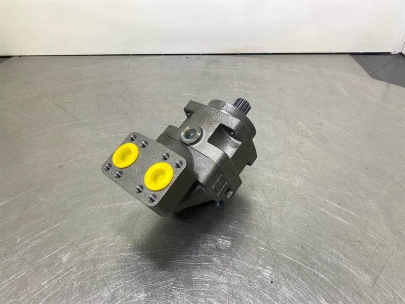 Parker F12-030-MF-IV-D-Drive motor/Fahrmotor/Rijmotor - Hidraulika za Građevinski strojevi: slika Parker F12-030-MF-IV-D-Drive motor/Fahrmotor/Rijmotor - Hidraulika za Građevinski strojevi Parker F12-030-MF-IV-D-Drive motor/Fahrmotor/Rijmotor - Hidraulika za Građevinski strojevi: slika Parker F12-030-MF-IV-D-Drive motor/Fahrmotor/Rijmotor - Hidraulika za Građevinski strojevi