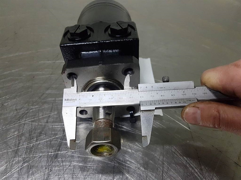 Parker -Ross MF123025AAAA-Hydraulic motor/Hydraulikmotor - Hidraulika za Građevinski strojevi: slika Parker -Ross MF123025AAAA-Hydraulic motor/Hydraulikmotor - Hidraulika za Građevinski strojevi Parker -Ross MF123025AAAA-Hydraulic motor/Hydraulikmotor - Hidraulika za Građevinski strojevi: slika Parker -Ross MF123025AAAA-Hydraulic motor/Hydraulikmotor - Hidraulika za Građevinski strojevi