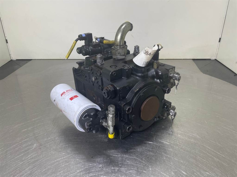 Poclain -Sauer Danfoss 90R130SA2NN80-Drive pump/Fahrpumpe - Hidraulika za Građevinski strojevi: slika Poclain -Sauer Danfoss 90R130SA2NN80-Drive pump/Fahrpumpe - Hidraulika za Građevinski strojevi Poclain -Sauer Danfoss 90R130SA2NN80-Drive pump/Fahrpumpe - Hidraulika za Građevinski strojevi: slika Poclain -Sauer Danfoss 90R130SA2NN80-Drive pump/Fahrpumpe - Hidraulika za Građevinski strojevi