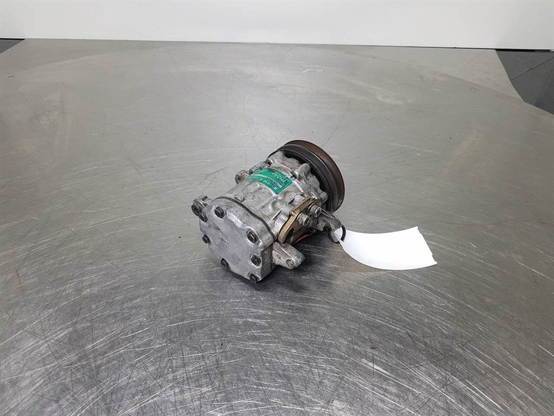 SANDEN SD7B10-7170-Compressor/Kompressor/Aircopomp - A/C kompresor za Građevinski strojevi: slika SANDEN SD7B10-7170-Compressor/Kompressor/Aircopomp - A/C kompresor za Građevinski strojevi SANDEN SD7B10-7170-Compressor/Kompressor/Aircopomp - A/C kompresor za Građevinski strojevi: slika SANDEN SD7B10-7170-Compressor/Kompressor/Aircopomp - A/C kompresor za Građevinski strojevi