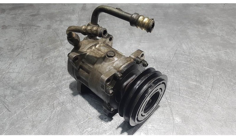 SANDEN U4652 - Compressor/Kompressor/Aircopomp - A/C kompresor za Građevinski strojevi: slika SANDEN U4652 - Compressor/Kompressor/Aircopomp - A/C kompresor za Građevinski strojevi SANDEN U4652 - Compressor/Kompressor/Aircopomp - A/C kompresor za Građevinski strojevi: slika SANDEN U4652 - Compressor/Kompressor/Aircopomp - A/C kompresor za Građevinski strojevi