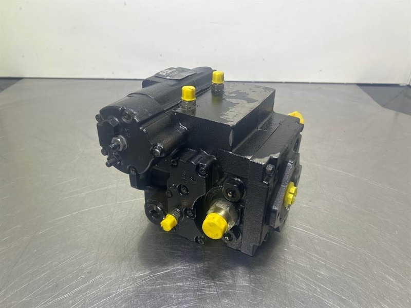 Sauer Danfoss 42R41CG3AN52P3G2F1A34-Drive pump/Fahrpumpe/Rijpomp - Hidraulika za Građevinski strojevi: slika Sauer Danfoss 42R41CG3AN52P3G2F1A34-Drive pump/Fahrpumpe/Rijpomp - Hidraulika za Građevinski strojevi Sauer Danfoss 42R41CG3AN52P3G2F1A34-Drive pump/Fahrpumpe/Rijpomp - Hidraulika za Građevinski strojevi: slika Sauer Danfoss 42R41CG3AN52P3G2F1A34-Drive pump/Fahrpumpe/Rijpomp - Hidraulika za Građevinski strojevi