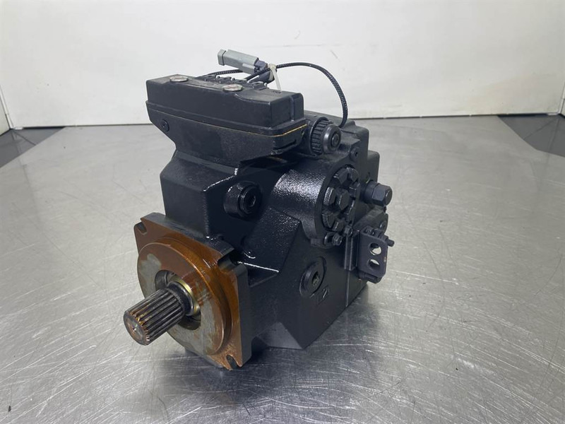 Sauer Danfoss H1P078R-83008730-Drive pump/Fahrpumpe/Rijpomp - Hidraulika za Građevinski strojevi: slika Sauer Danfoss H1P078R-83008730-Drive pump/Fahrpumpe/Rijpomp - Hidraulika za Građevinski strojevi Sauer Danfoss H1P078R-83008730-Drive pump/Fahrpumpe/Rijpomp - Hidraulika za Građevinski strojevi: slika Sauer Danfoss H1P078R-83008730-Drive pump/Fahrpumpe/Rijpomp - Hidraulika za Građevinski strojevi