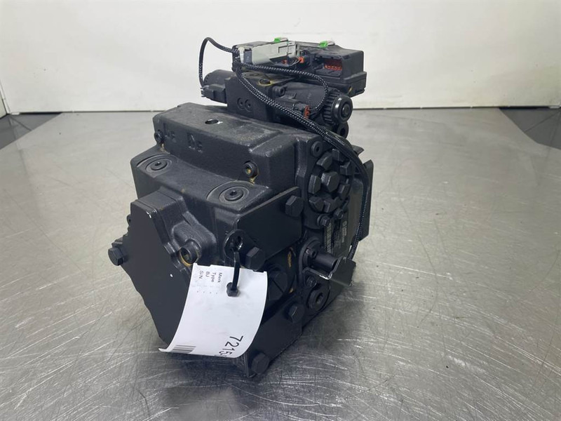 Sauer Danfoss H1P078R-83008730-Drive pump/Fahrpumpe/Rijpomp - Hidraulika za Građevinski strojevi: slika Sauer Danfoss H1P078R-83008730-Drive pump/Fahrpumpe/Rijpomp - Hidraulika za Građevinski strojevi Sauer Danfoss H1P078R-83008730-Drive pump/Fahrpumpe/Rijpomp - Hidraulika za Građevinski strojevi: slika Sauer Danfoss H1P078R-83008730-Drive pump/Fahrpumpe/Rijpomp - Hidraulika za Građevinski strojevi