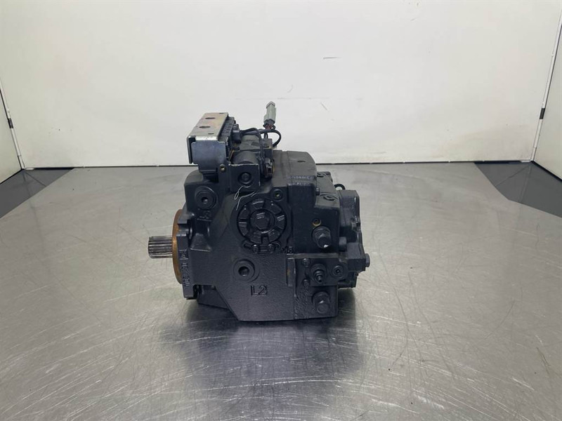 Sauer Danfoss H1P078R-83013157-Drive pump/Fahrpumpe/Rijpomp - Hidraulika za Građevinski strojevi: slika Sauer Danfoss H1P078R-83013157-Drive pump/Fahrpumpe/Rijpomp - Hidraulika za Građevinski strojevi Sauer Danfoss H1P078R-83013157-Drive pump/Fahrpumpe/Rijpomp - Hidraulika za Građevinski strojevi: slika Sauer Danfoss H1P078R-83013157-Drive pump/Fahrpumpe/Rijpomp - Hidraulika za Građevinski strojevi