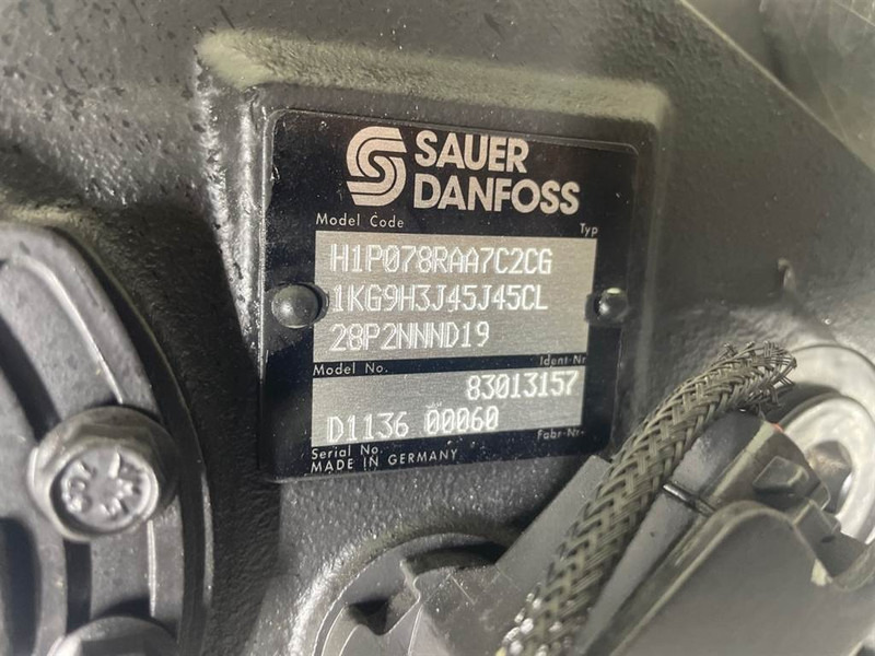 Sauer Danfoss H1P078R-83013157-Drive pump/Fahrpumpe/Rijpomp - Hidraulika za Građevinski strojevi: slika Sauer Danfoss H1P078R-83013157-Drive pump/Fahrpumpe/Rijpomp - Hidraulika za Građevinski strojevi Sauer Danfoss H1P078R-83013157-Drive pump/Fahrpumpe/Rijpomp - Hidraulika za Građevinski strojevi: slika Sauer Danfoss H1P078R-83013157-Drive pump/Fahrpumpe/Rijpomp - Hidraulika za Građevinski strojevi