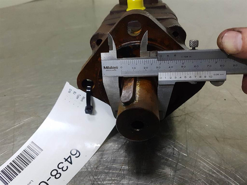 Sauer Danfoss OMS160-151F0503-3-Hydraulic motor/Hydraulikmotor - Hidraulika za Građevinski strojevi: slika Sauer Danfoss OMS160-151F0503-3-Hydraulic motor/Hydraulikmotor - Hidraulika za Građevinski strojevi Sauer Danfoss OMS160-151F0503-3-Hydraulic motor/Hydraulikmotor - Hidraulika za Građevinski strojevi: slika Sauer Danfoss OMS160-151F0503-3-Hydraulic motor/Hydraulikmotor - Hidraulika za Građevinski strojevi