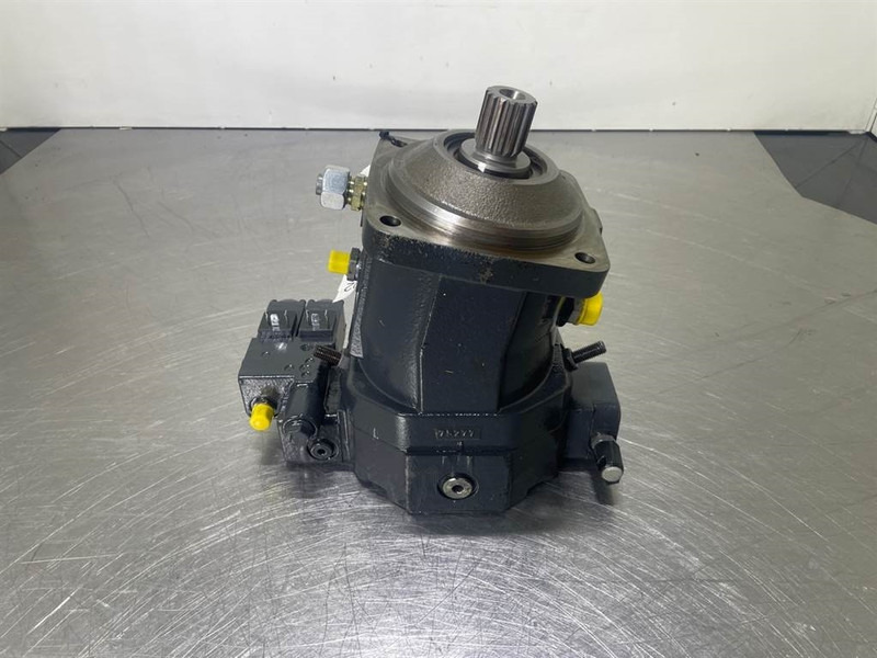 Schaeff SKL833-5364661945-A6VM80-Drive motor/Fahrmotor - Hidraulika za Građevinski strojevi: slika Schaeff SKL833-5364661945-A6VM80-Drive motor/Fahrmotor - Hidraulika za Građevinski strojevi Schaeff SKL833-5364661945-A6VM80-Drive motor/Fahrmotor - Hidraulika za Građevinski strojevi: slika Schaeff SKL833-5364661945-A6VM80-Drive motor/Fahrmotor - Hidraulika za Građevinski strojevi