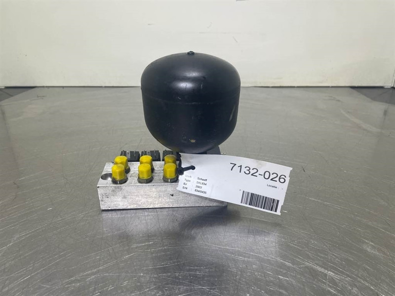 Schaeff SKL834-5572100026-Valve/Ventile/Ventiel - Hidraulika za Građevinski strojevi: slika Schaeff SKL834-5572100026-Valve/Ventile/Ventiel - Hidraulika za Građevinski strojevi Schaeff SKL834-5572100026-Valve/Ventile/Ventiel - Hidraulika za Građevinski strojevi: slika Schaeff SKL834-5572100026-Valve/Ventile/Ventiel - Hidraulika za Građevinski strojevi
