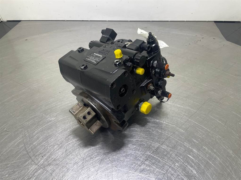 Schaeff SKL834-Hydromatik A4VG56-Drive pump/Fahrpumpe - Hidraulika za Građevinski strojevi: slika Schaeff SKL834-Hydromatik A4VG56-Drive pump/Fahrpumpe - Hidraulika za Građevinski strojevi Schaeff SKL834-Hydromatik A4VG56-Drive pump/Fahrpumpe - Hidraulika za Građevinski strojevi: slika Schaeff SKL834-Hydromatik A4VG56-Drive pump/Fahrpumpe - Hidraulika za Građevinski strojevi
