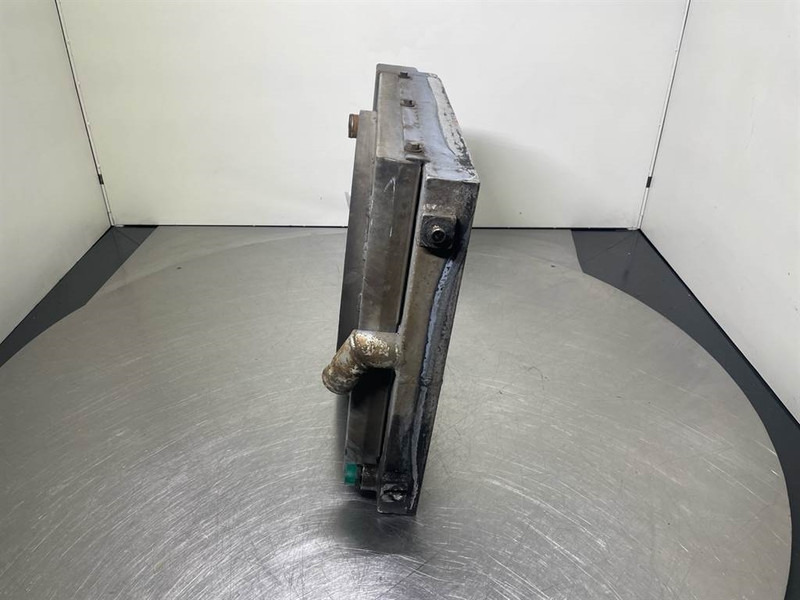 Schaeff SKL843-5010660860/5010663023-Cooler/Kühler/Koeler - Motor za Građevinski strojevi: slika Schaeff SKL843-5010660860/5010663023-Cooler/Kühler/Koeler - Motor za Građevinski strojevi Schaeff SKL843-5010660860/5010663023-Cooler/Kühler/Koeler - Motor za Građevinski strojevi: slika Schaeff SKL843-5010660860/5010663023-Cooler/Kühler/Koeler - Motor za Građevinski strojevi