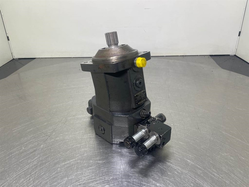 Schaeff SKL844-5364661945-A6VM80DA5/63W-Drive motor - Hidraulika za Građevinski strojevi: slika Schaeff SKL844-5364661945-A6VM80DA5/63W-Drive motor - Hidraulika za Građevinski strojevi Schaeff SKL844-5364661945-A6VM80DA5/63W-Drive motor - Hidraulika za Građevinski strojevi: slika Schaeff SKL844-5364661945-A6VM80DA5/63W-Drive motor - Hidraulika za Građevinski strojevi