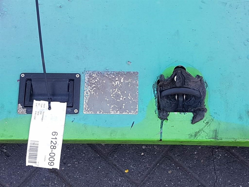 Sennebogen 818 - Engine hood/Motorhaube/Motorkap - Okvir/ Šasija za Građevinski strojevi: slika Sennebogen 818 - Engine hood/Motorhaube/Motorkap - Okvir/ Šasija za Građevinski strojevi Sennebogen 818 - Engine hood/Motorhaube/Motorkap - Okvir/ Šasija za Građevinski strojevi: slika Sennebogen 818 - Engine hood/Motorhaube/Motorkap - Okvir/ Šasija za Građevinski strojevi