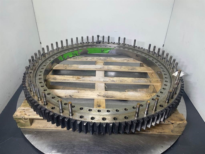 Sennebogen 835E-127775-Slewing ring/Drehkranz/Draaikrans - Okvir/ Šasija za Građevinski strojevi: slika Sennebogen 835E-127775-Slewing ring/Drehkranz/Draaikrans - Okvir/ Šasija za Građevinski strojevi Sennebogen 835E-127775-Slewing ring/Drehkranz/Draaikrans - Okvir/ Šasija za Građevinski strojevi: slika Sennebogen 835E-127775-Slewing ring/Drehkranz/Draaikrans - Okvir/ Šasija za Građevinski strojevi