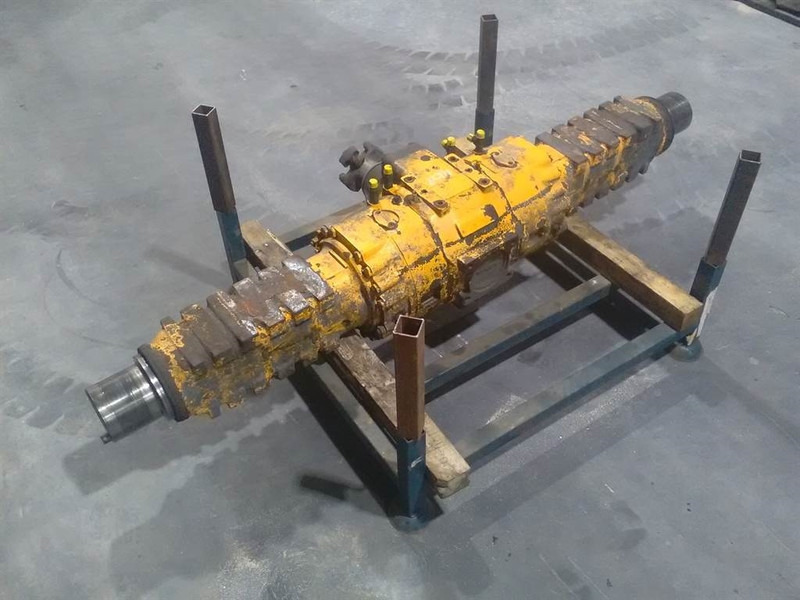 Spicer Dana Axle/Achse/As - Osovina i dijelovi za Građevinski strojevi: slika Spicer Dana Axle/Achse/As - Osovina i dijelovi za Građevinski strojevi Spicer Dana Axle/Achse/As - Osovina i dijelovi za Građevinski strojevi: slika Spicer Dana Axle/Achse/As - Osovina i dijelovi za Građevinski strojevi