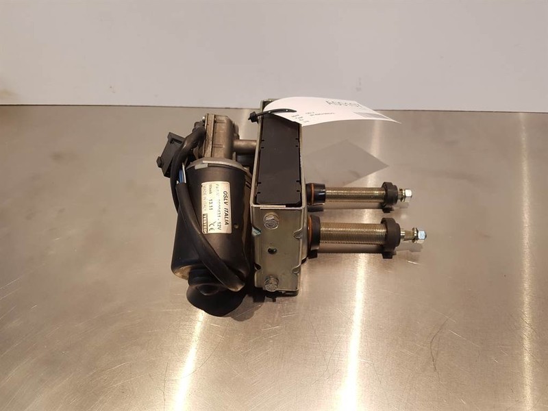 Terex TL/SKL-5388665416-OSLV-Wiper motor/Wischermotor - Električni sustav za Građevinski strojevi: slika Terex TL/SKL-5388665416-OSLV-Wiper motor/Wischermotor - Električni sustav za Građevinski strojevi Terex TL/SKL-5388665416-OSLV-Wiper motor/Wischermotor - Električni sustav za Građevinski strojevi: slika Terex TL/SKL-5388665416-OSLV-Wiper motor/Wischermotor - Električni sustav za Građevinski strojevi