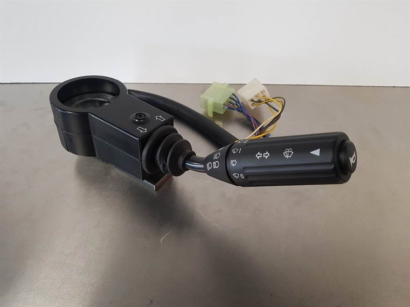 Volvo L20B/L25B - ZM2808703 - Steer col switch - Prekidač upravljačkog stupa za Građevinski strojevi: slika Volvo L20B/L25B - ZM2808703 - Steer col switch - Prekidač upravljačkog stupa za Građevinski strojevi Volvo L20B/L25B - ZM2808703 - Steer col switch - Prekidač upravljačkog stupa za Građevinski strojevi: slika Volvo L20B/L25B - ZM2808703 - Steer col switch - Prekidač upravljačkog stupa za Građevinski strojevi