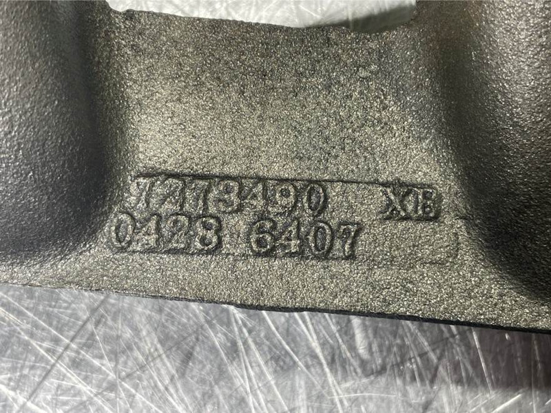 Volvo L30B-Z/X-Deutz TD2011L04I-04286407-Intake manifold - Motor za Građevinski strojevi: slika Volvo L30B-Z/X-Deutz TD2011L04I-04286407-Intake manifold - Motor za Građevinski strojevi Volvo L30B-Z/X-Deutz TD2011L04I-04286407-Intake manifold - Motor za Građevinski strojevi: slika Volvo L30B-Z/X-Deutz TD2011L04I-04286407-Intake manifold - Motor za Građevinski strojevi
