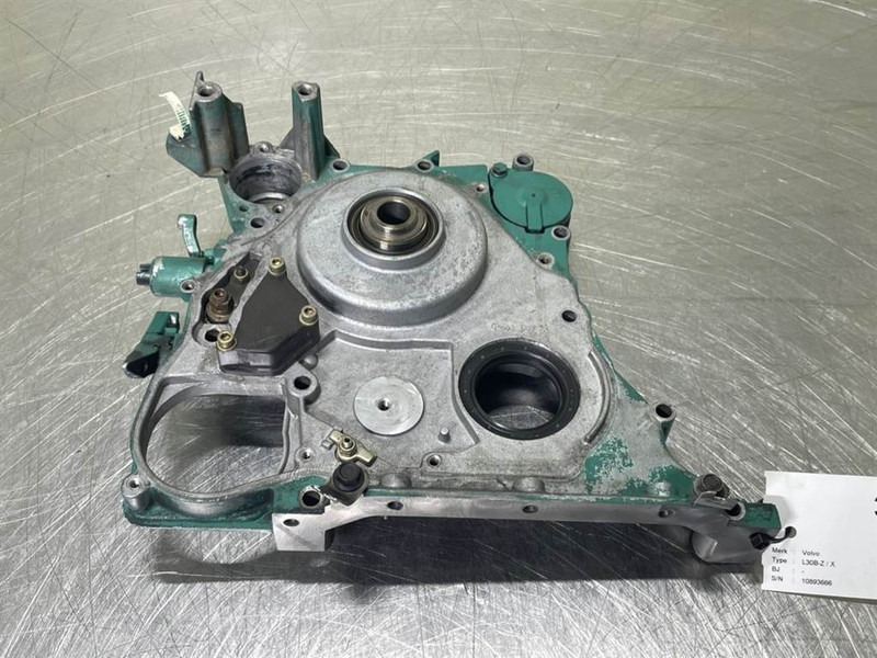 Volvo L30B-Z/X-TD2011L04I-Timing cover/Stirndeckel - Motor za Građevinski strojevi: slika Volvo L30B-Z/X-TD2011L04I-Timing cover/Stirndeckel - Motor za Građevinski strojevi Volvo L30B-Z/X-TD2011L04I-Timing cover/Stirndeckel - Motor za Građevinski strojevi: slika Volvo L30B-Z/X-TD2011L04I-Timing cover/Stirndeckel - Motor za Građevinski strojevi