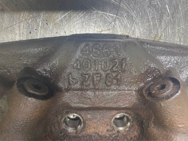 Volvo L45F-ZF 4663002009-Drive housing/Antriebsgehäuse - Mjenjač za Građevinski strojevi: slika Volvo L45F-ZF 4663002009-Drive housing/Antriebsgehäuse - Mjenjač za Građevinski strojevi Volvo L45F-ZF 4663002009-Drive housing/Antriebsgehäuse - Mjenjač za Građevinski strojevi: slika Volvo L45F-ZF 4663002009-Drive housing/Antriebsgehäuse - Mjenjač za Građevinski strojevi