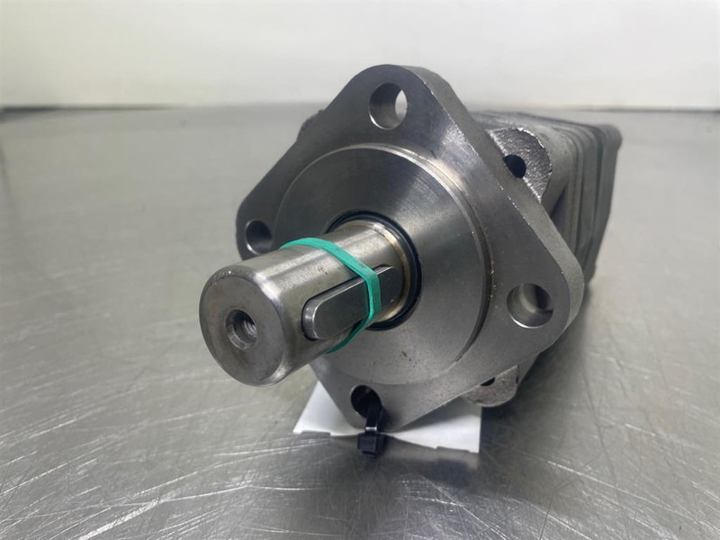 WACKER NEUSON 1000202949-Sauer Danfoss OMS200-Hydraulic motor - Hidraulika za Građevinski strojevi: slika WACKER NEUSON 1000202949-Sauer Danfoss OMS200-Hydraulic motor - Hidraulika za Građevinski strojevi WACKER NEUSON 1000202949-Sauer Danfoss OMS200-Hydraulic motor - Hidraulika za Građevinski strojevi: slika WACKER NEUSON 1000202949-Sauer Danfoss OMS200-Hydraulic motor - Hidraulika za Građevinski strojevi