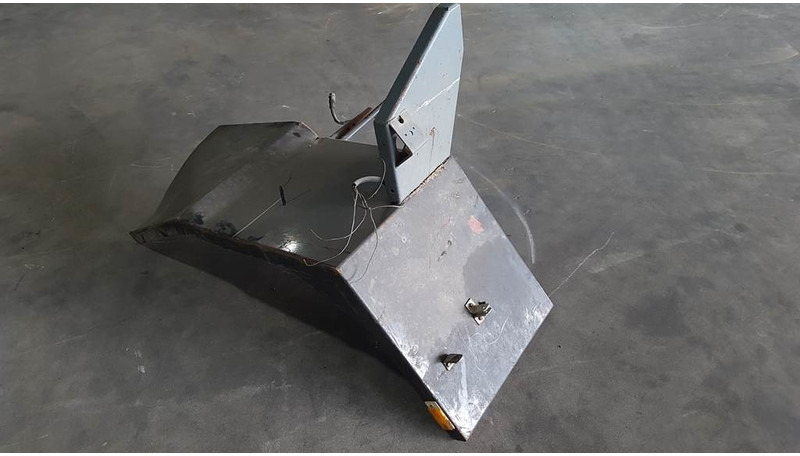 Werklust WG 35 D - Fender/Kotflügel/Spatbord - Blatobran za Građevinski strojevi: slika Werklust WG 35 D - Fender/Kotflügel/Spatbord - Blatobran za Građevinski strojevi Werklust WG 35 D - Fender/Kotflügel/Spatbord - Blatobran za Građevinski strojevi: slika Werklust WG 35 D - Fender/Kotflügel/Spatbord - Blatobran za Građevinski strojevi