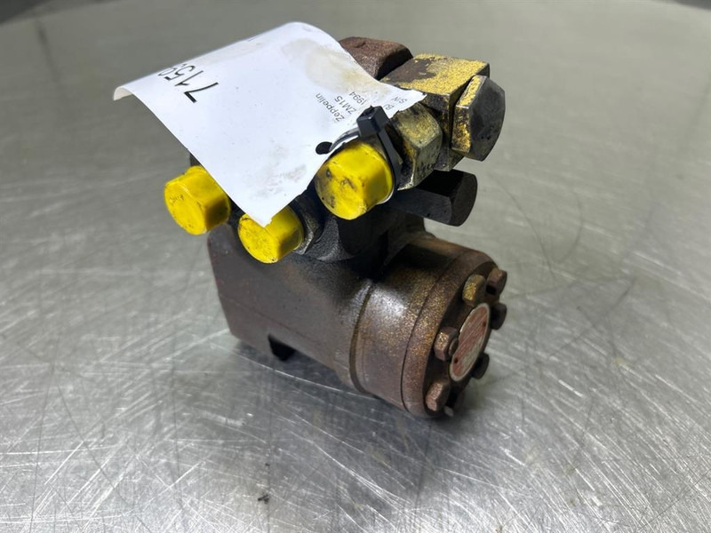 Zeppelin ZM15 - Steering unit/Lenkeinheit/Orbitrol - Hidraulika za Građevinski strojevi: slika Zeppelin ZM15 - Steering unit/Lenkeinheit/Orbitrol - Hidraulika za Građevinski strojevi Zeppelin ZM15 - Steering unit/Lenkeinheit/Orbitrol - Hidraulika za Građevinski strojevi: slika Zeppelin ZM15 - Steering unit/Lenkeinheit/Orbitrol - Hidraulika za Građevinski strojevi