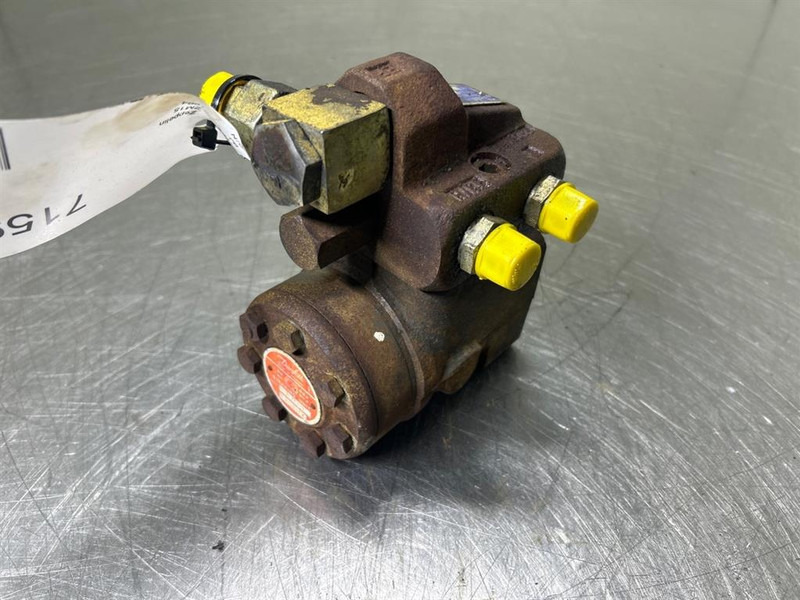 Zeppelin ZM15 - Steering unit/Lenkeinheit/Orbitrol - Hidraulika za Građevinski strojevi: slika Zeppelin ZM15 - Steering unit/Lenkeinheit/Orbitrol - Hidraulika za Građevinski strojevi Zeppelin ZM15 - Steering unit/Lenkeinheit/Orbitrol - Hidraulika za Građevinski strojevi: slika Zeppelin ZM15 - Steering unit/Lenkeinheit/Orbitrol - Hidraulika za Građevinski strojevi