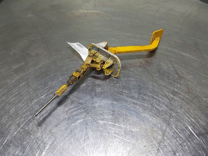 Zettelmeyer ZL1001 - Brake pedal - Kabina i unutrašnjost za Građevinski strojevi: slika Zettelmeyer ZL1001 - Brake pedal - Kabina i unutrašnjost za Građevinski strojevi Zettelmeyer ZL1001 - Brake pedal - Kabina i unutrašnjost za Građevinski strojevi: slika Zettelmeyer ZL1001 - Brake pedal - Kabina i unutrašnjost za Građevinski strojevi