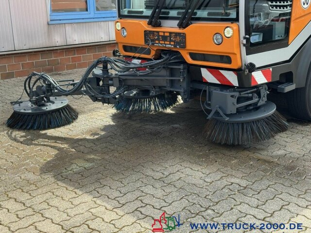 Bucher City Cat 5006 3 Besen 4 Radlenkung - Cestovna čistilica: slika Bucher City Cat 5006 3 Besen 4 Radlenkung - Cestovna čistilica Bucher City Cat 5006 3 Besen 4 Radlenkung - Cestovna čistilica: slika Bucher City Cat 5006 3 Besen 4 Radlenkung - Cestovna čistilica